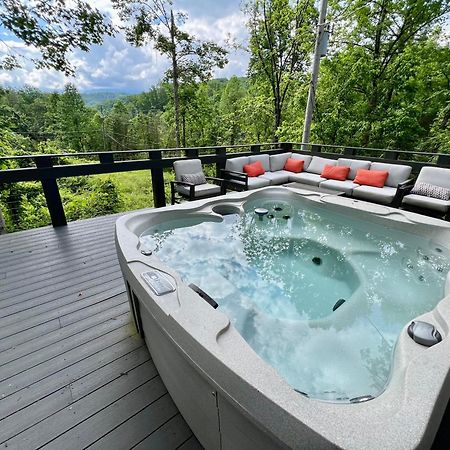 Experience Luxury At Smoky Mountain Hideaway, Just 5 Miles From Downtown Gatlinburg Βίλα Εξωτερικό φωτογραφία