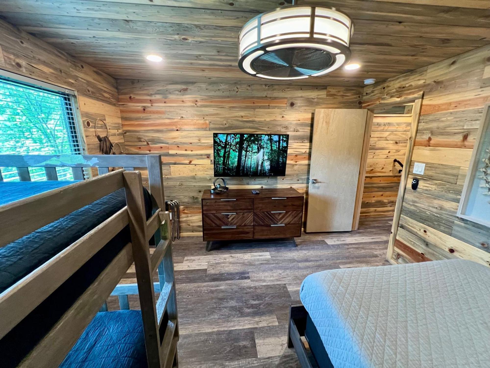 Experience Luxury At Smoky Mountain Hideaway, Just 5 Miles From Downtown Gatlinburg Βίλα Εξωτερικό φωτογραφία