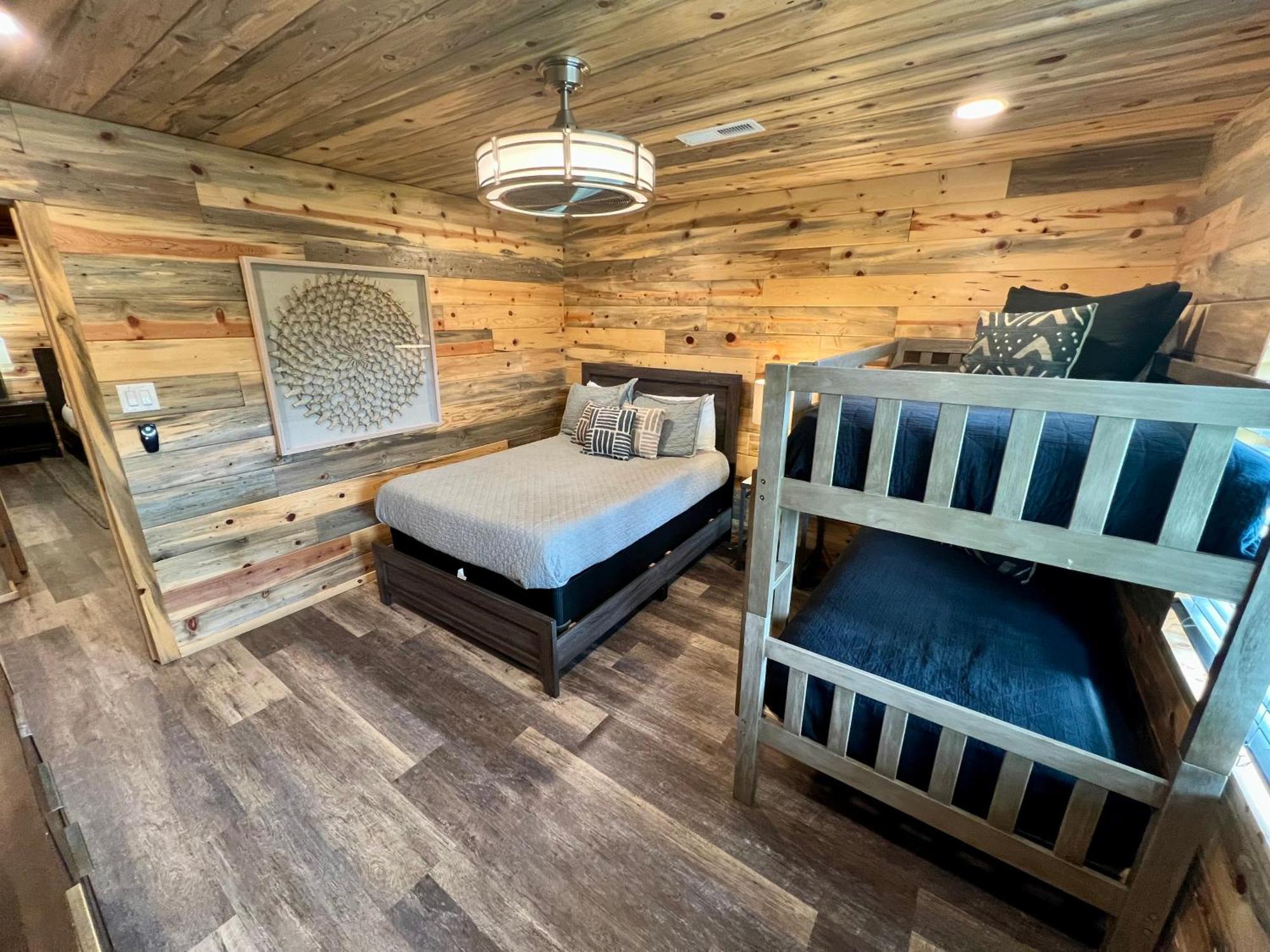 Experience Luxury At Smoky Mountain Hideaway, Just 5 Miles From Downtown Gatlinburg Βίλα Εξωτερικό φωτογραφία