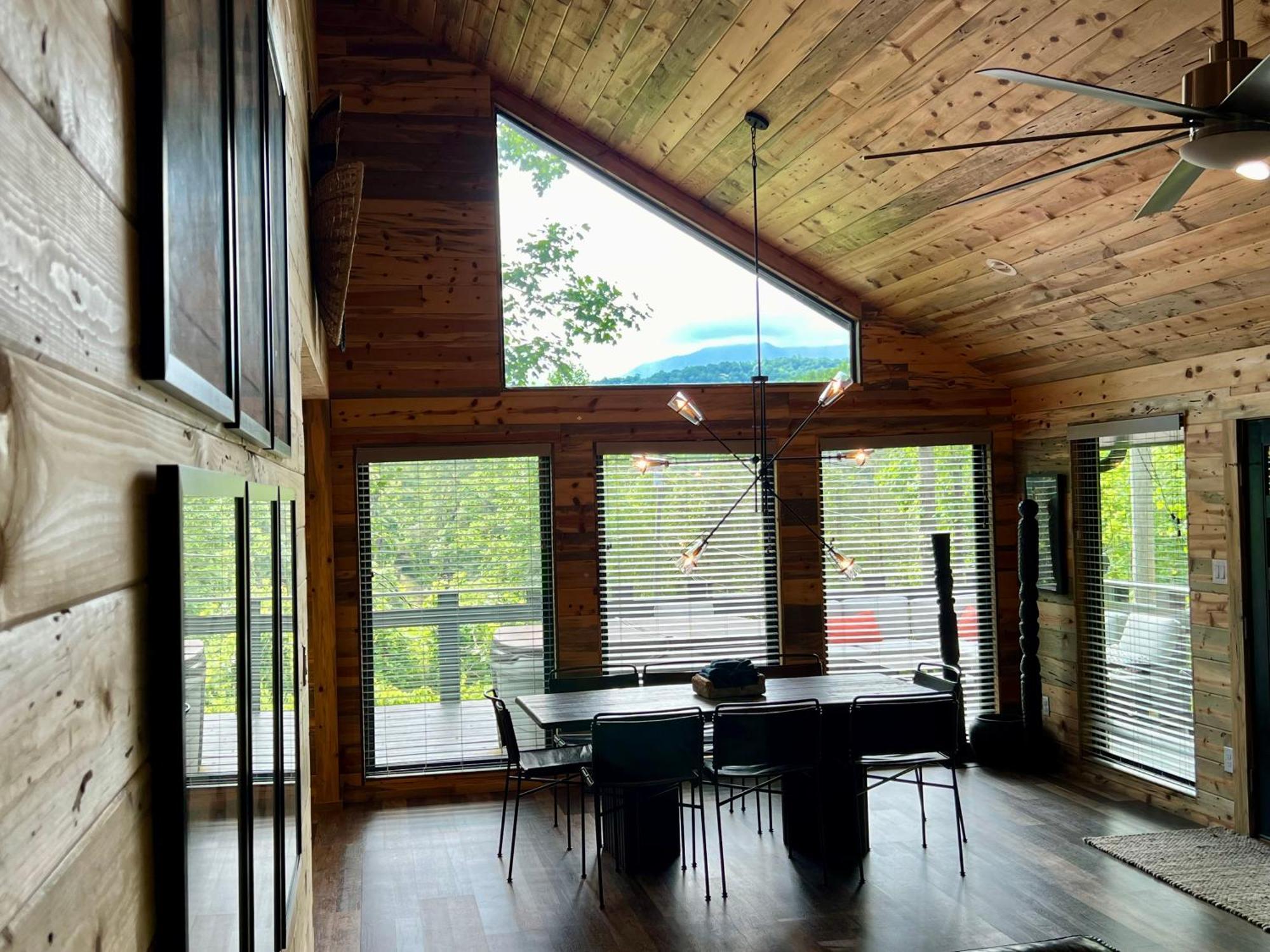 Experience Luxury At Smoky Mountain Hideaway, Just 5 Miles From Downtown Gatlinburg Βίλα Εξωτερικό φωτογραφία