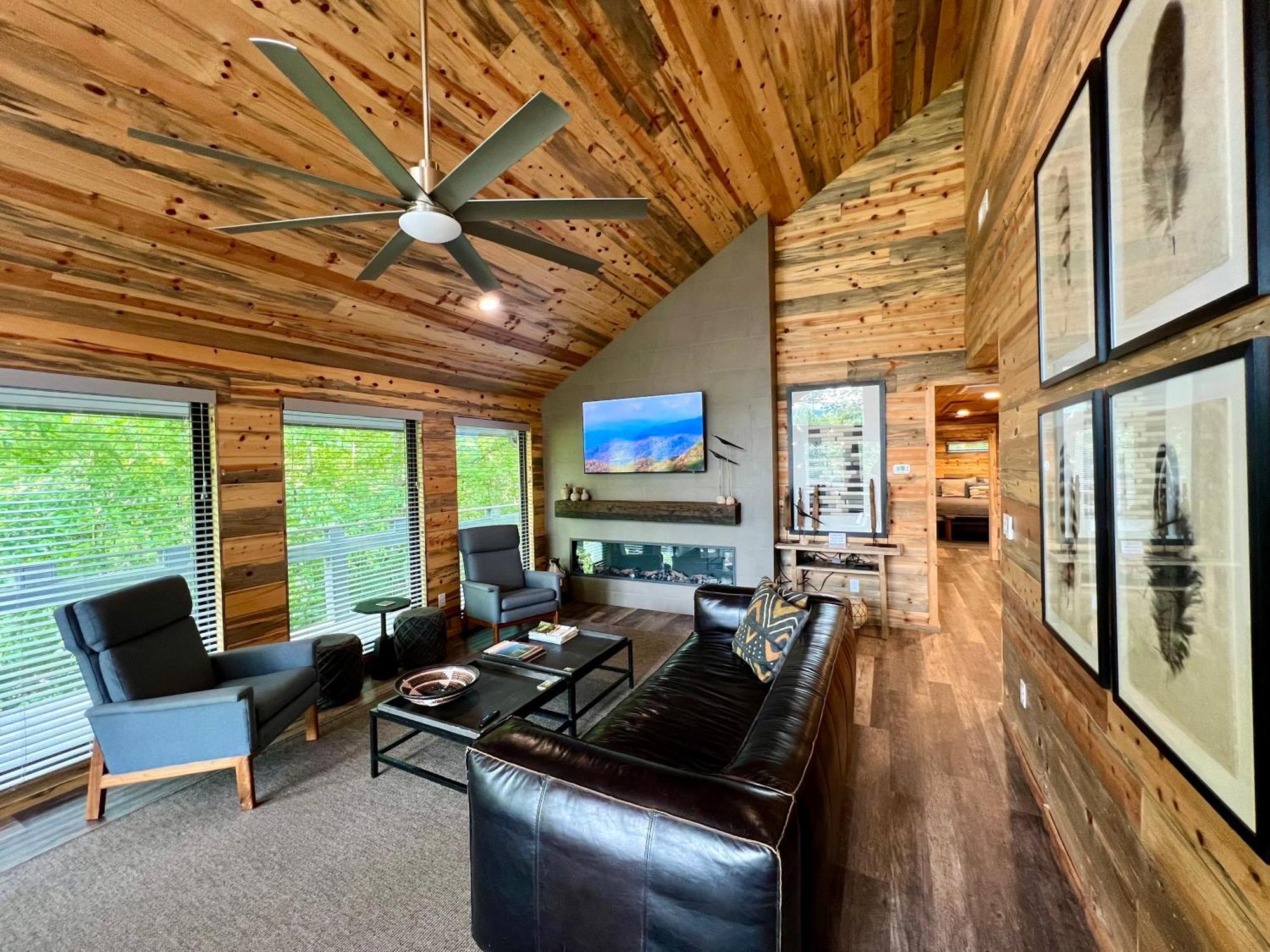 Experience Luxury At Smoky Mountain Hideaway, Just 5 Miles From Downtown Gatlinburg Βίλα Εξωτερικό φωτογραφία